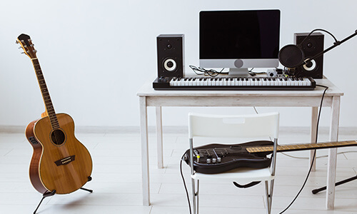 Music & Desk